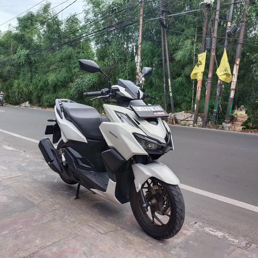 Honda Vario 160 ABS 2022 (Mesin Cakep)
