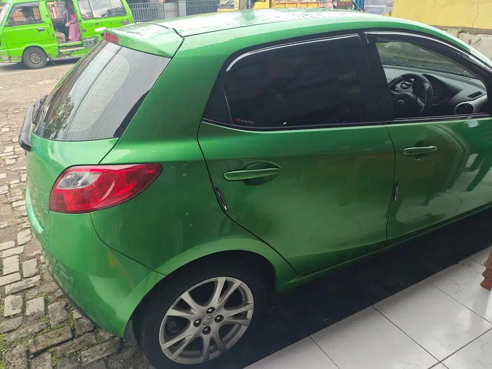 Mazda 2 2012 Bensin