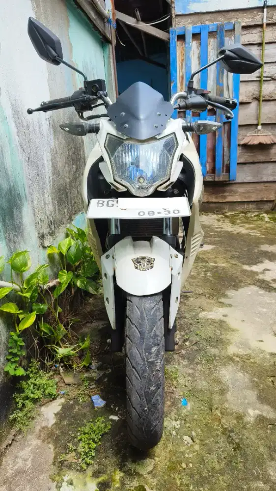 DI JUAL MOTOR VIXION KONDISI TERAWAT DAN SURAT-SURAT LENGKAP