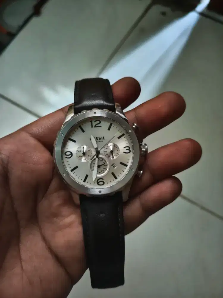 Jam tangan Fossil