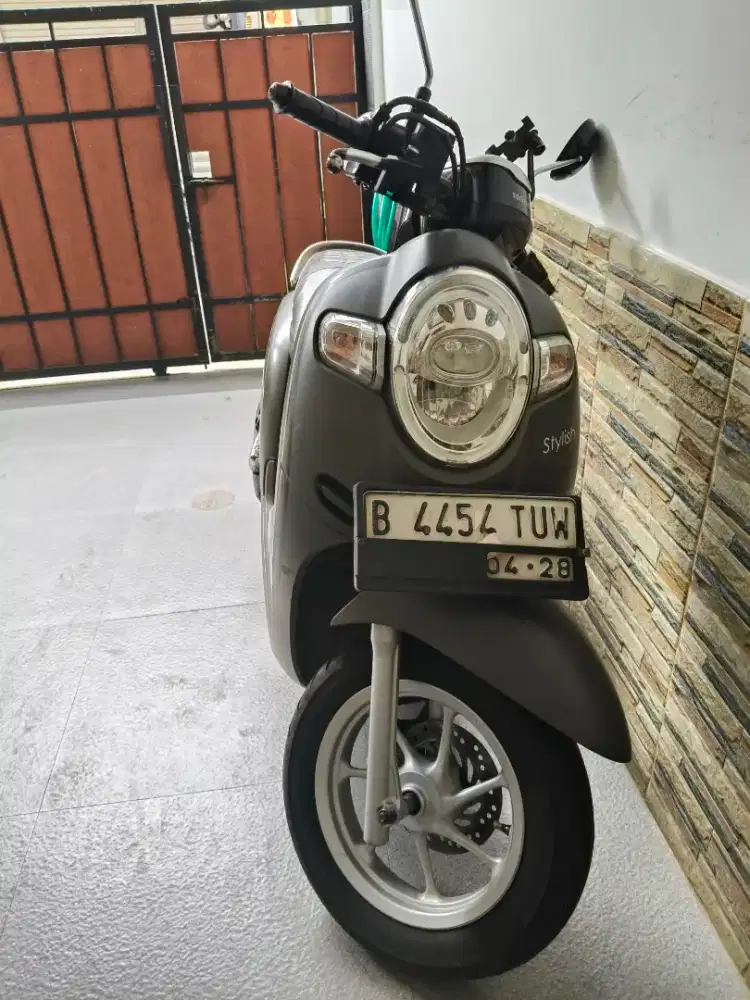 Honda scoopy tahun 2018