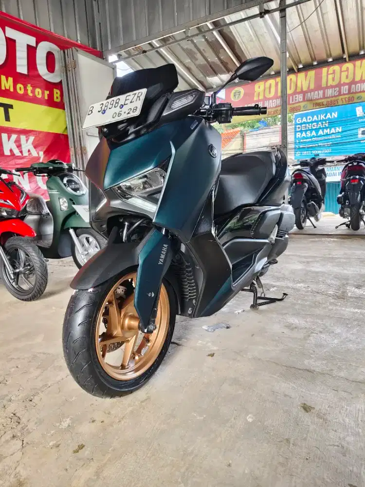 Yamaha XMAX Con Abs Tangan Pertama Dari Baru