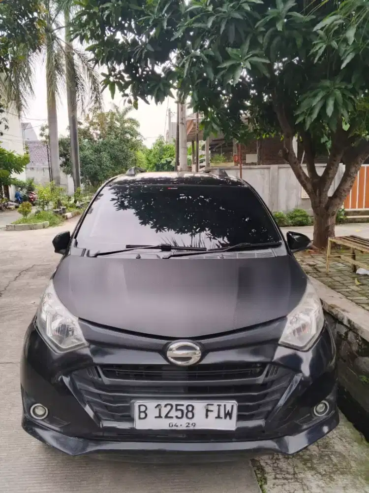 Jual mobil Sigra manual 2019 hitam