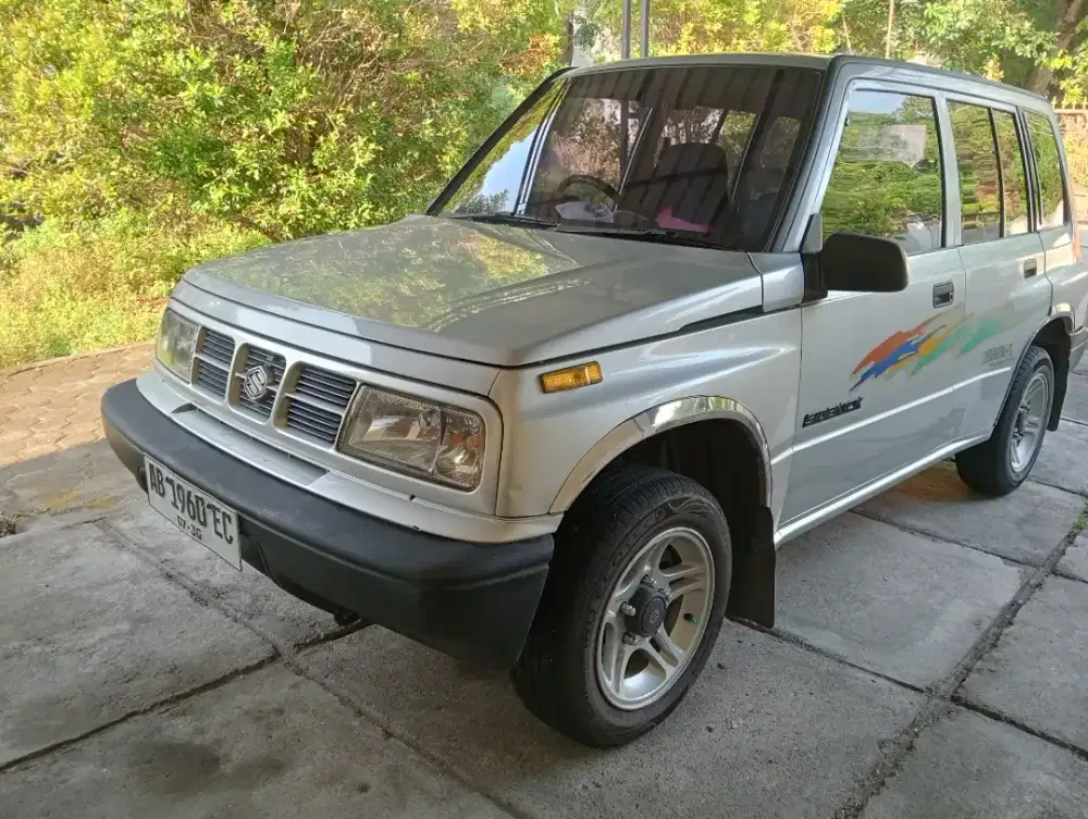 Suzuki Sidkeick 2000