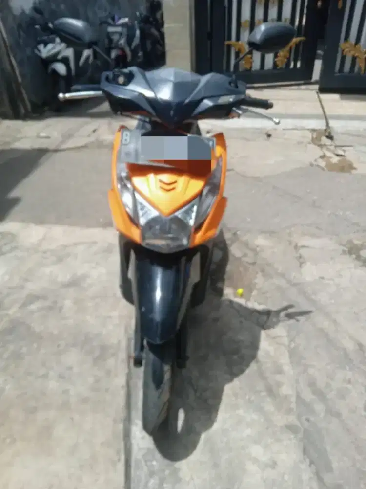 Di jual cepet motor Beat FI thn 2013 Rp. 6juta Nego surat lengkap