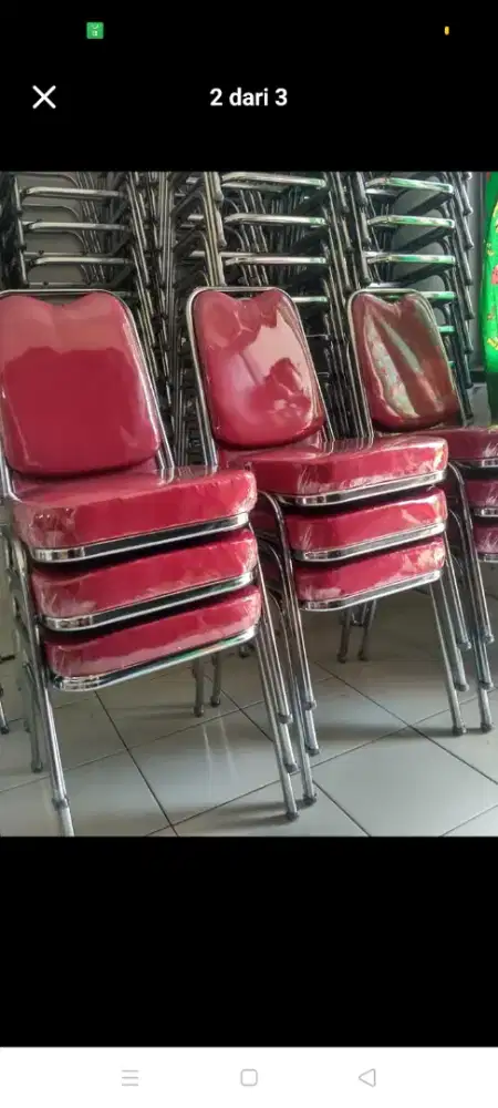 Kursi susun model Futura