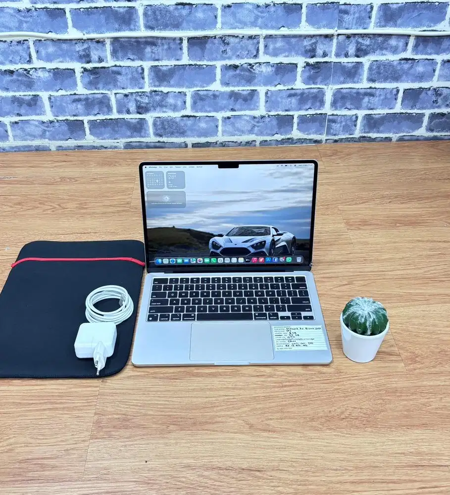 MacBook Air M2 13 2022, Spek Costum