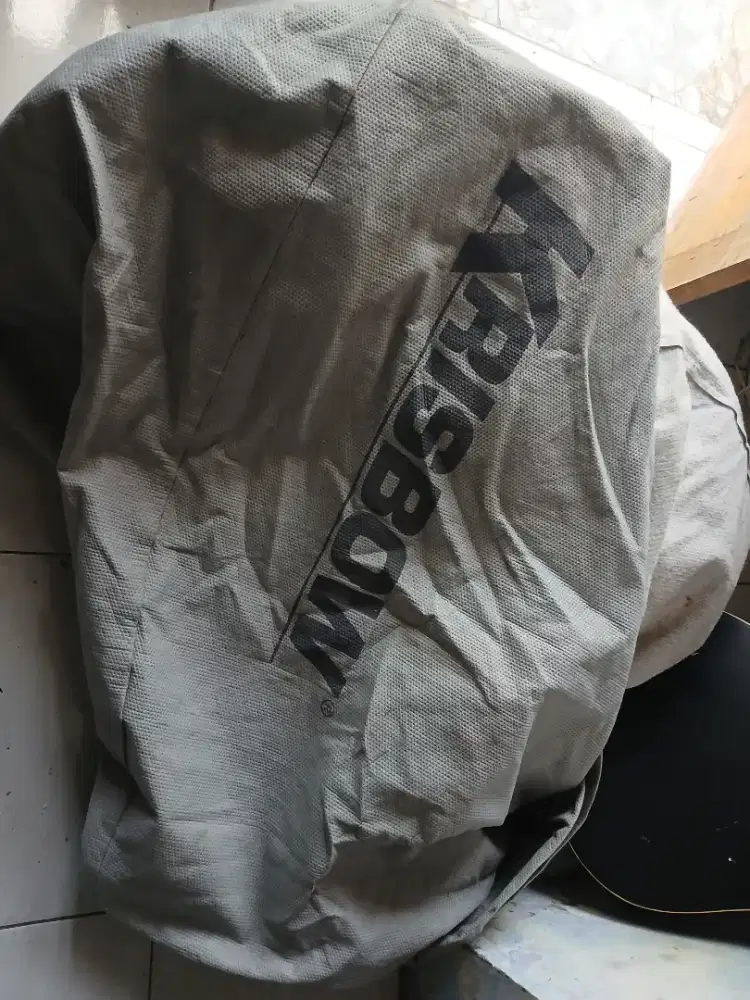 Sarung cover mobil krisbow