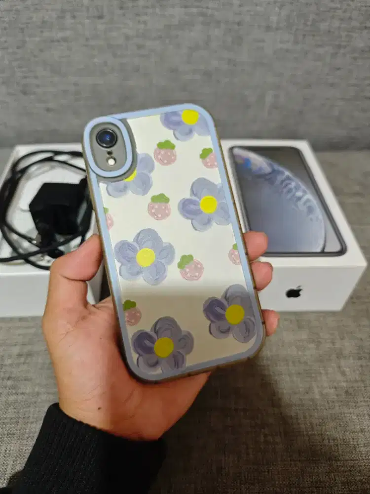 Iphone xr 128gb fulset all operator bebas reset bebas update