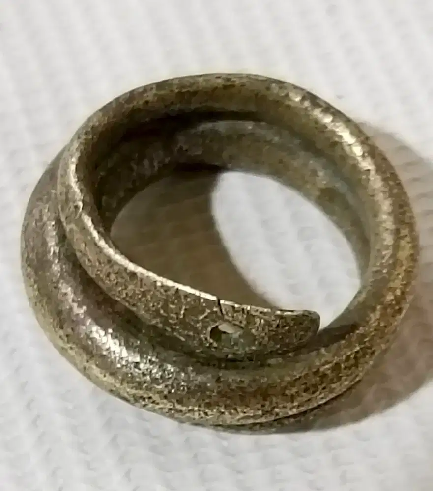 Kuno unik antik mirip cincin