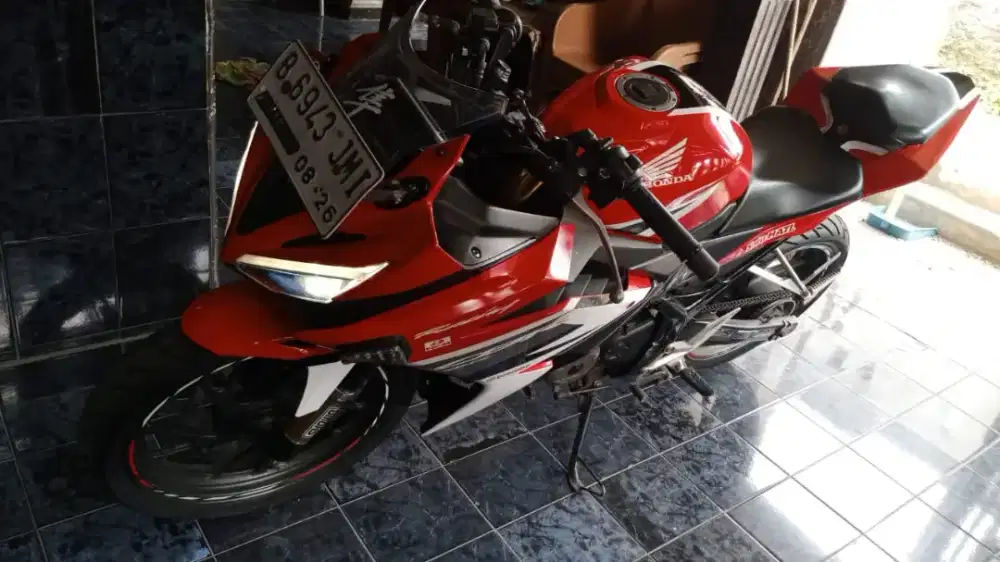 Dijual Honda CBR 150 Th. 2016