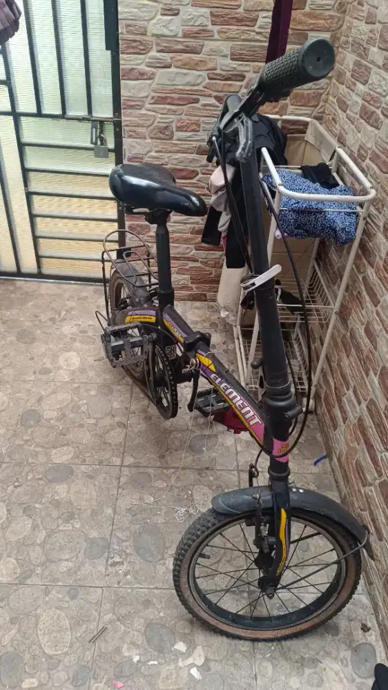Sepeda Lipat Butuh Cepat