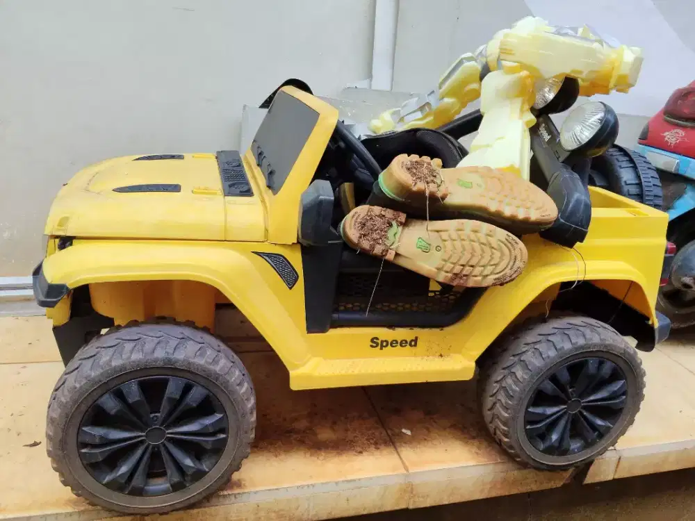 Mobil mobilan remote control aki charger