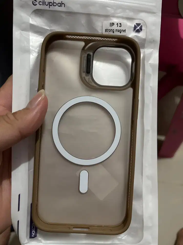 Case iPhone 13 Titanium Ultravit