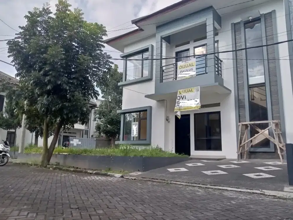 rumah lt191/180 hrg2,4m minimalis lokasi strategis soekarno hatta
