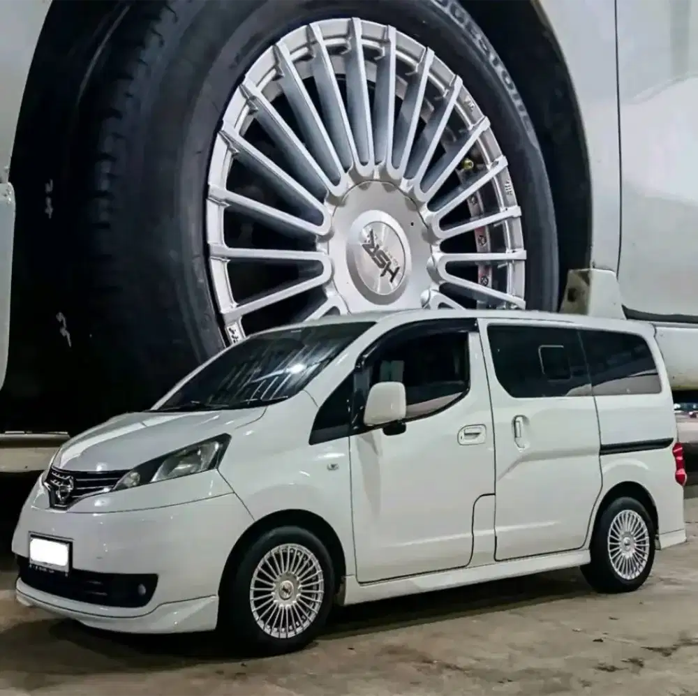 Nissan Evalia 2012 Bensin