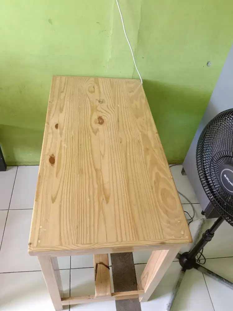 Dijual meja usaha 60x 50 cm