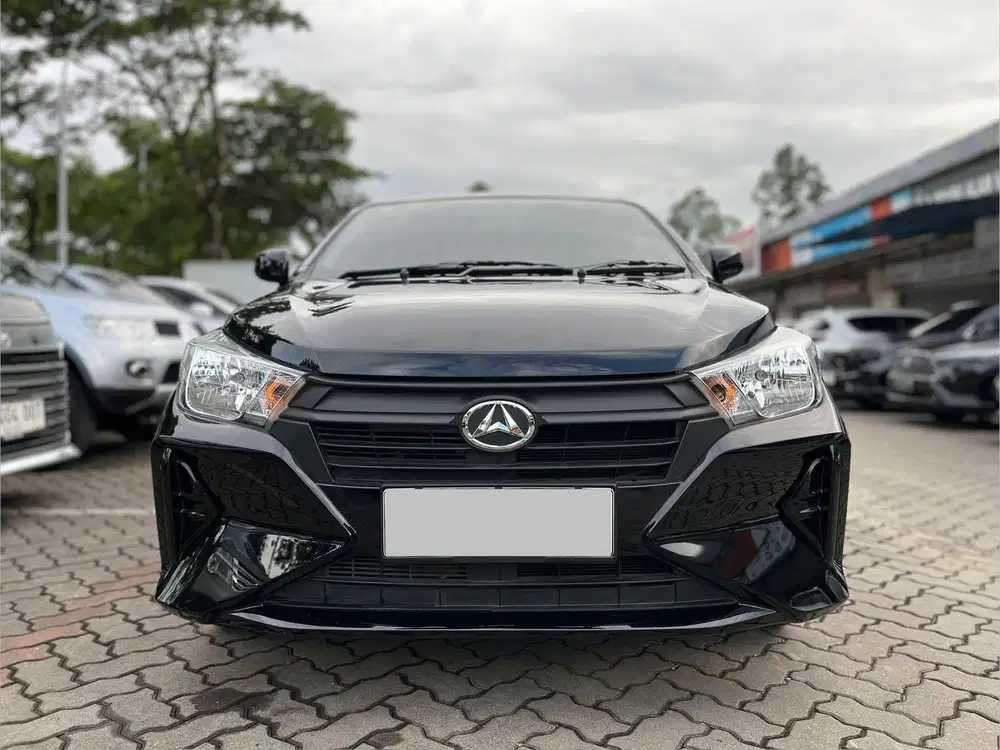 DAIHATSU AYLA 1.0 M 2025 MT MOBIL TERAWAT SIAP PAKAI