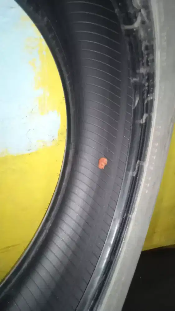 ban tubeless avanza 185/65 R15