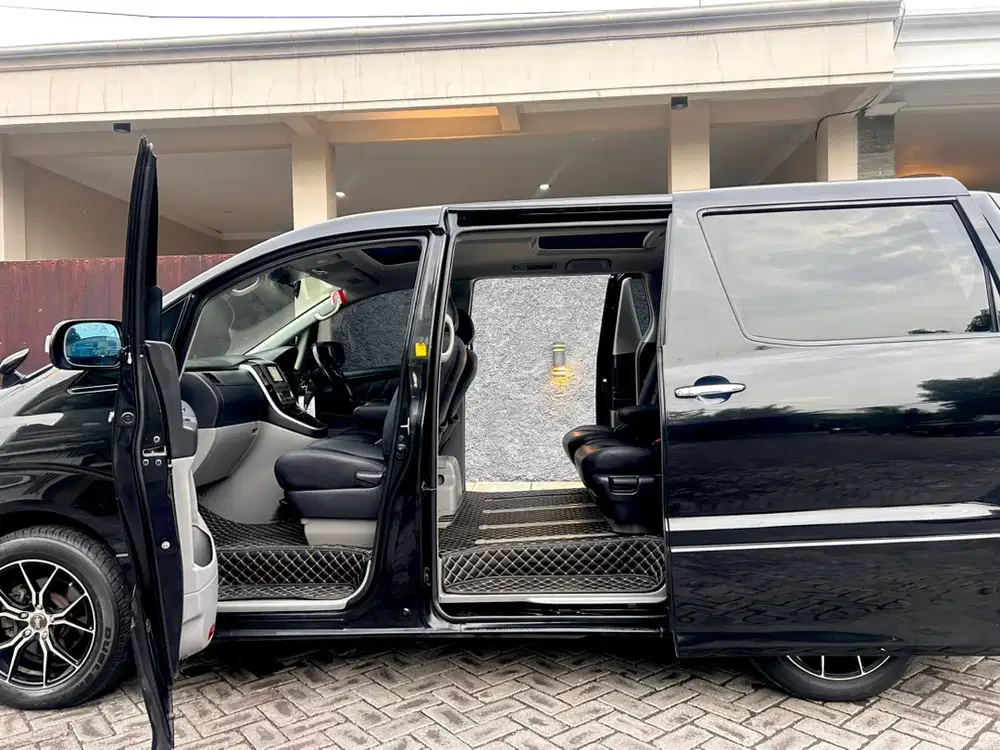 Toyota Alphard 2.4 V Km Low Asli 110 Pajak Hidup Istimewa