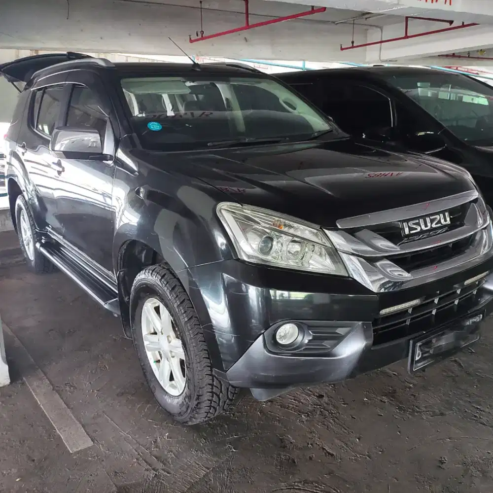 Isuzu MuX (MU-X) 2500 cc diesel SUV