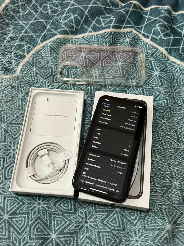 Iphone XR 128 Gb Black Fullset All Operator Aktivasi lama 2019