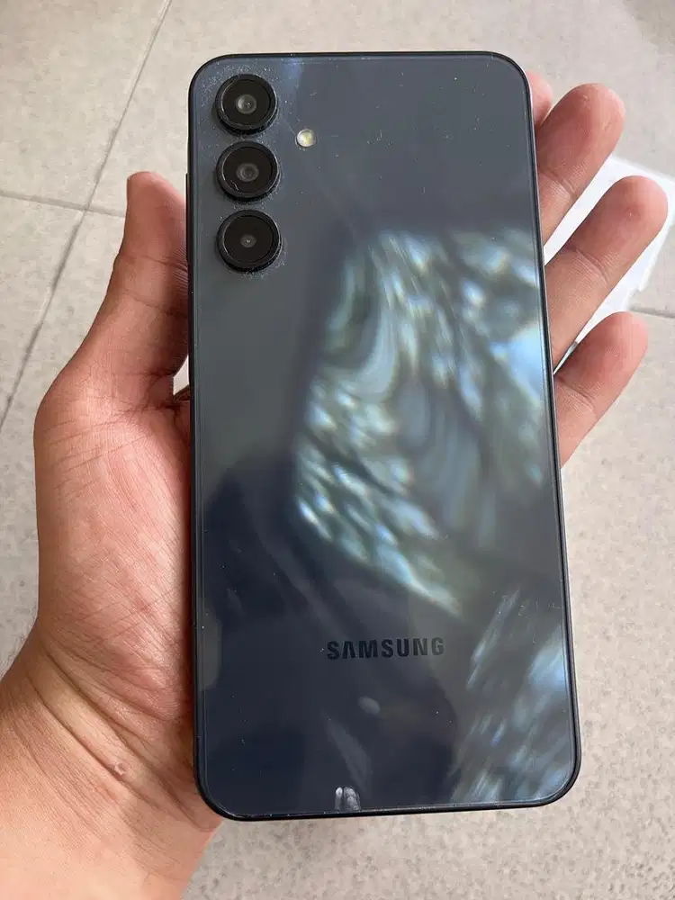 Samsung galaxy a16 8 256gb black masih garansi mulus fullset