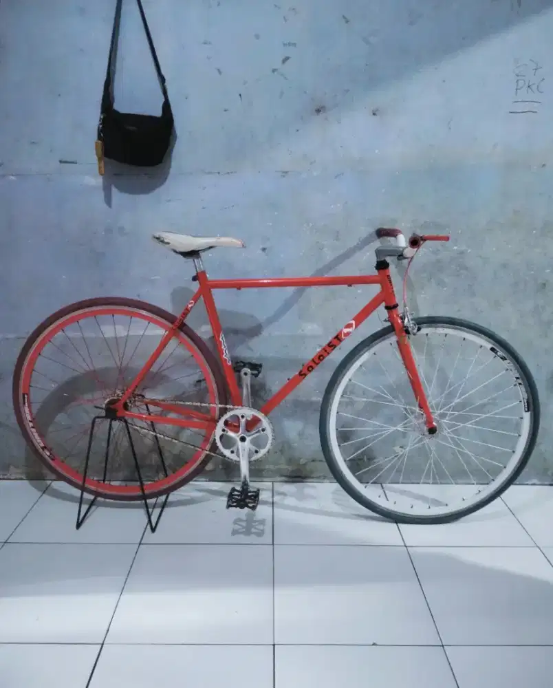 Sepeda Fixie Soloist 01