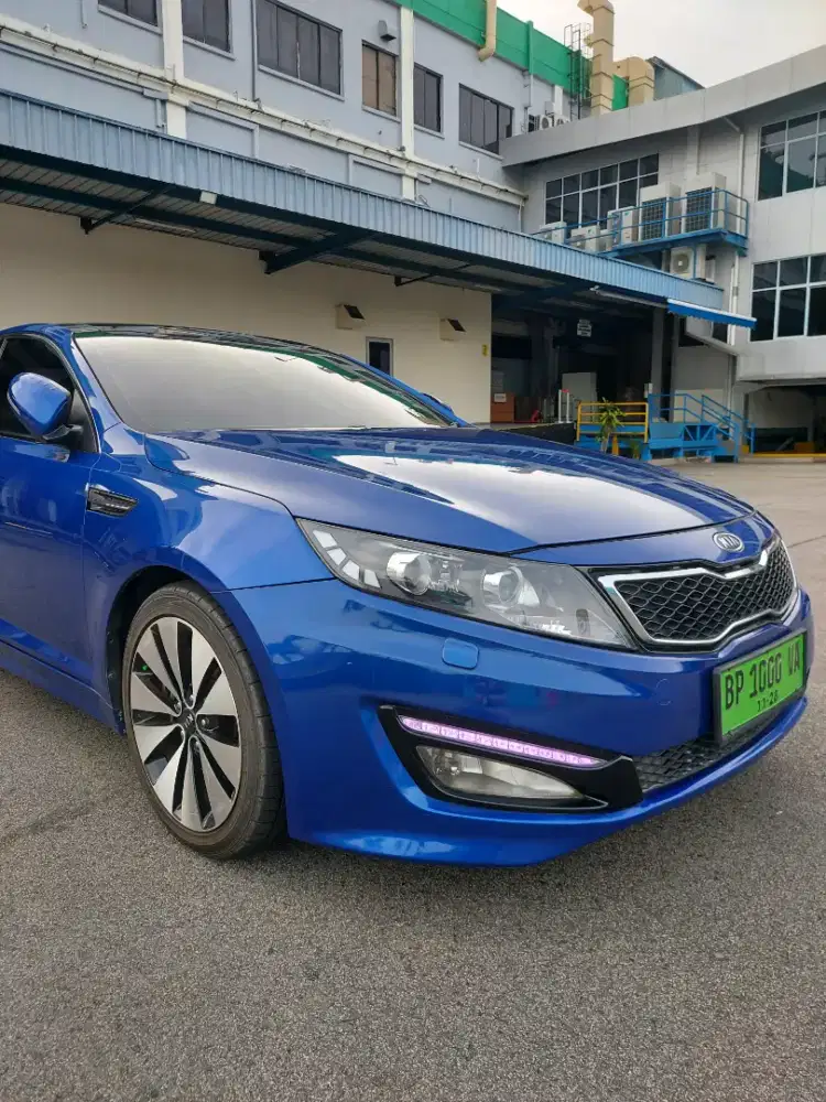 [Rare Item] Kia Optima Santorini Blue