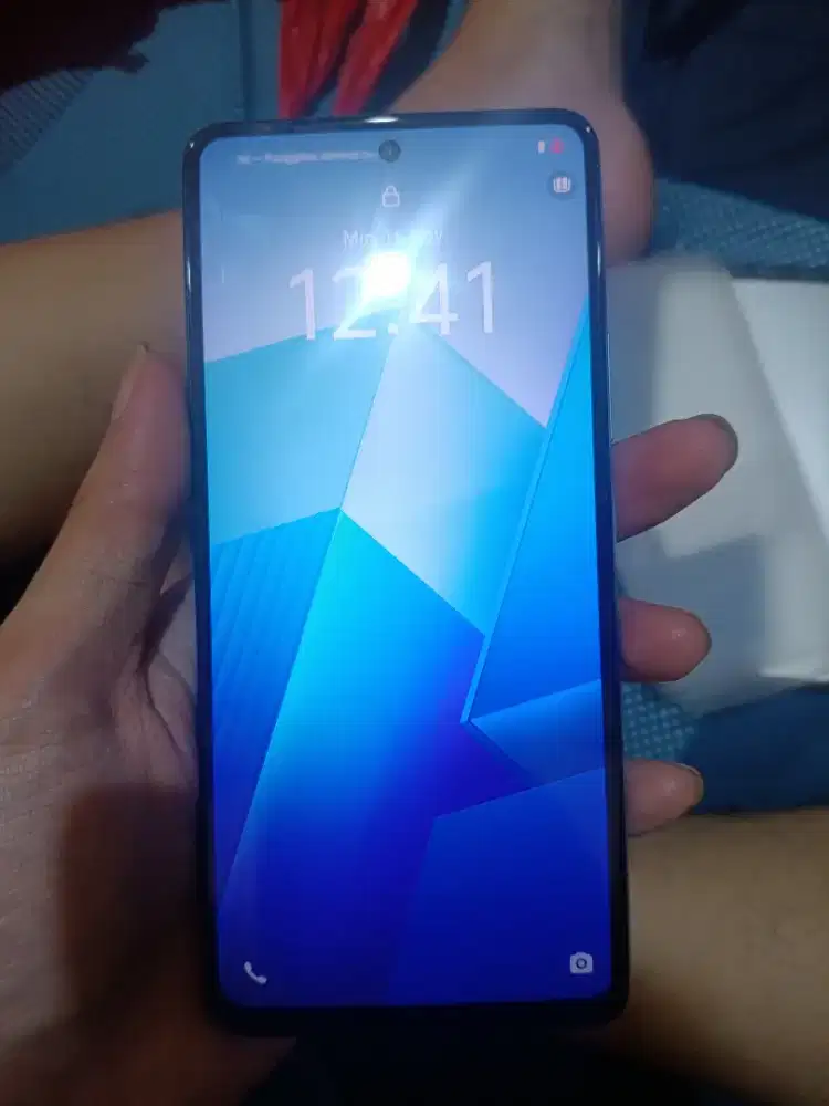 Iqoo z7 5g like a new