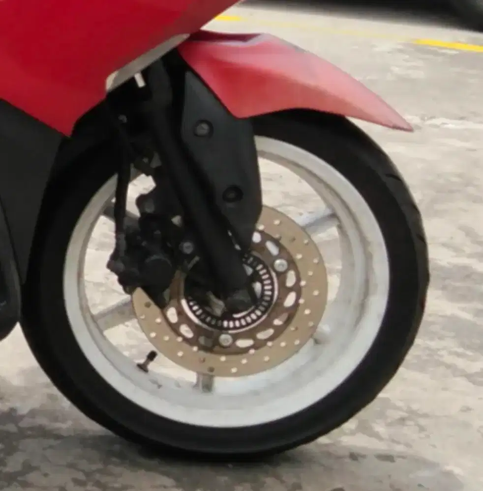 Velg racing V-rossi Aerox 155cc old/new + ban