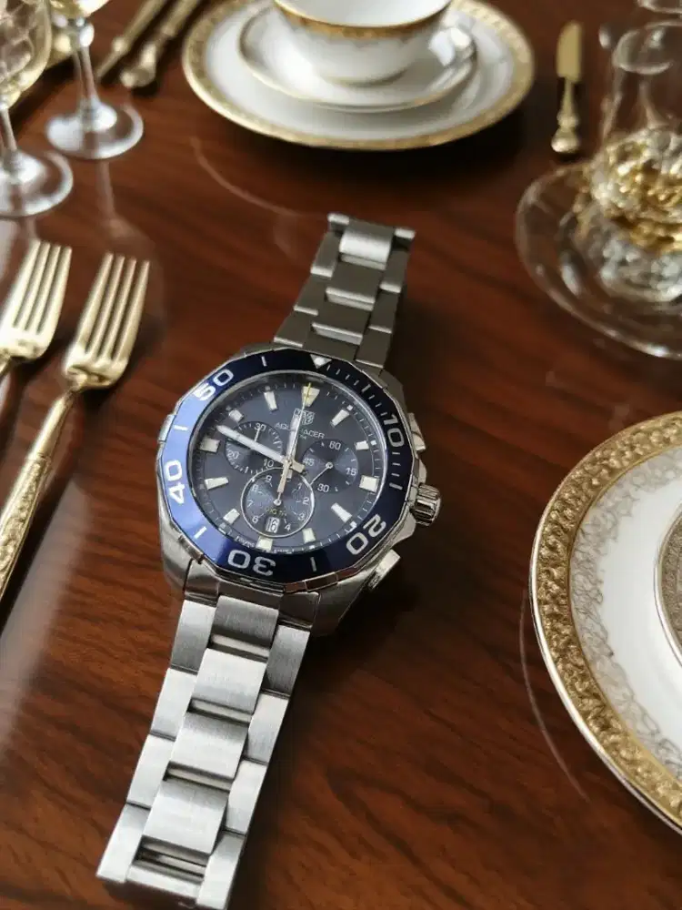 Jam tag heuer aquaracer