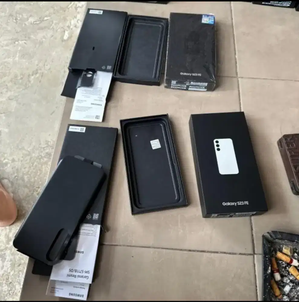 Dus Box Kotak Samsung Galaxy S23 FE Ori Copotan