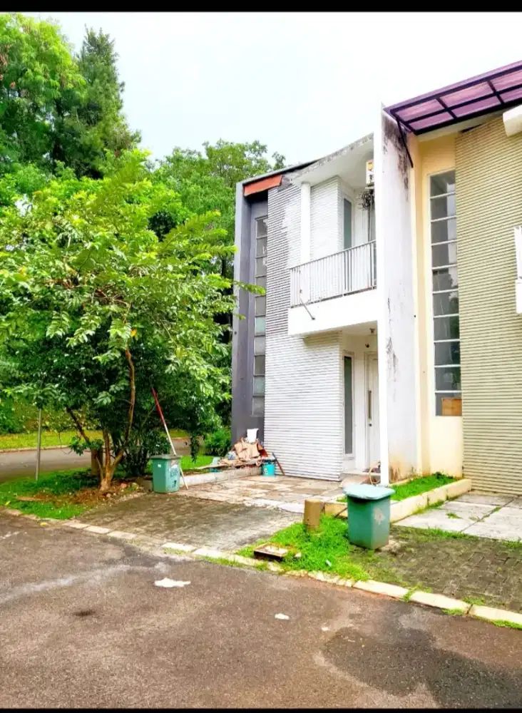 Di jual rumah diperumahan citra gran cibubur