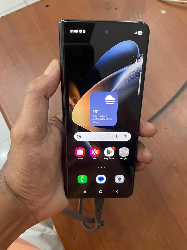 Samsung z fold 4 12/512 GB Resmi
