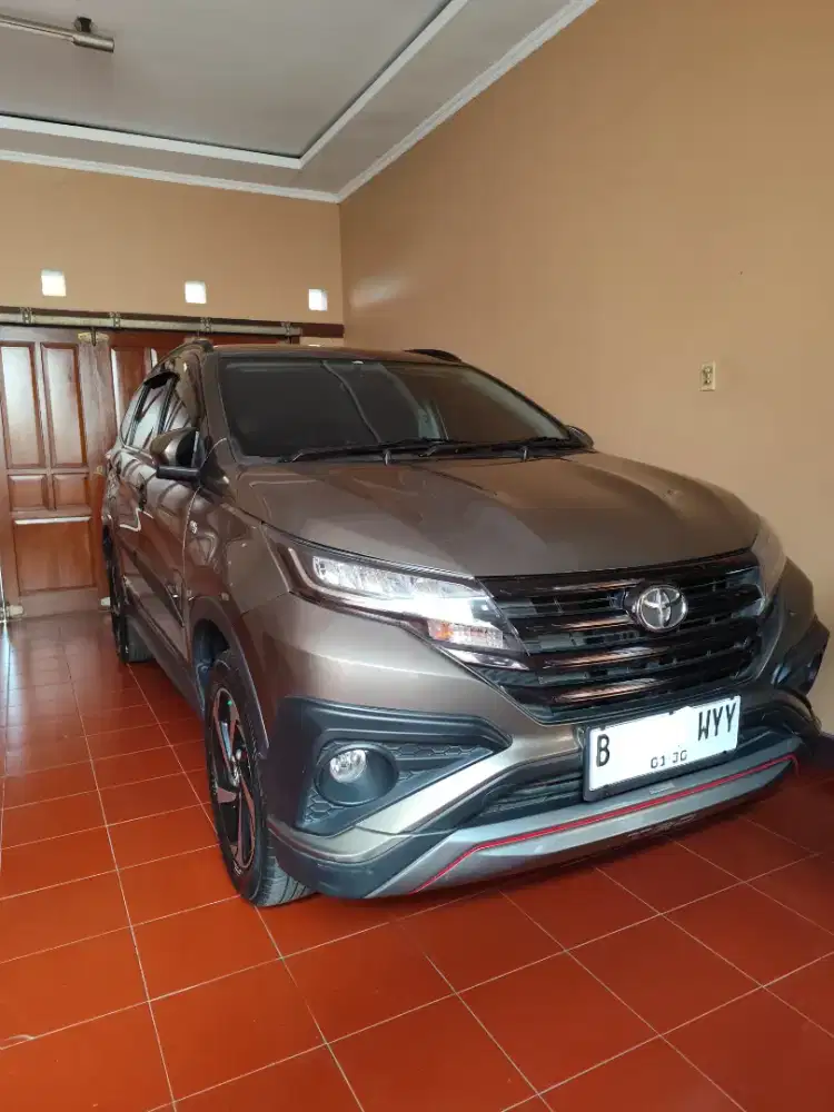 Toyota Rush 2018 Bensin