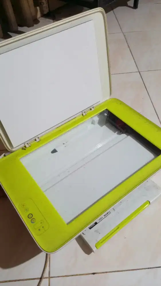 Printer bekas (barang rusak)