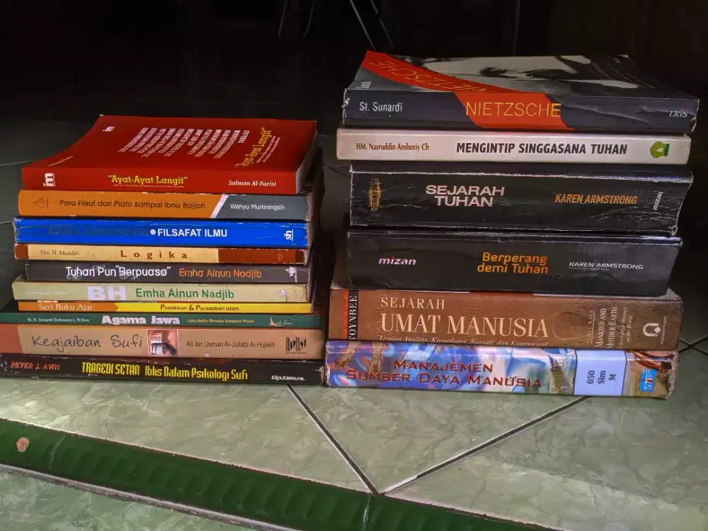 Buku Buku filsafat bekas
