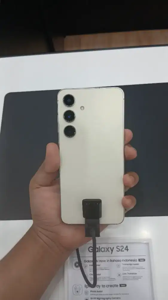 Samsung S24 8/256GB