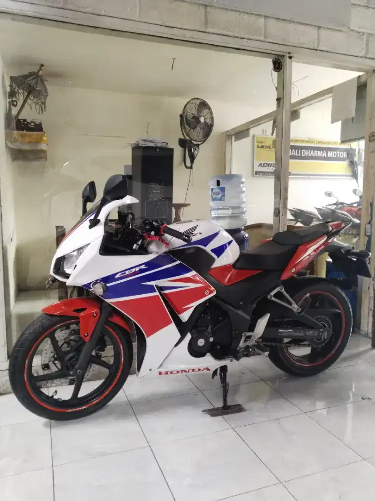 CBR 250 CC thn. 2015 cash. Bali dharma motor