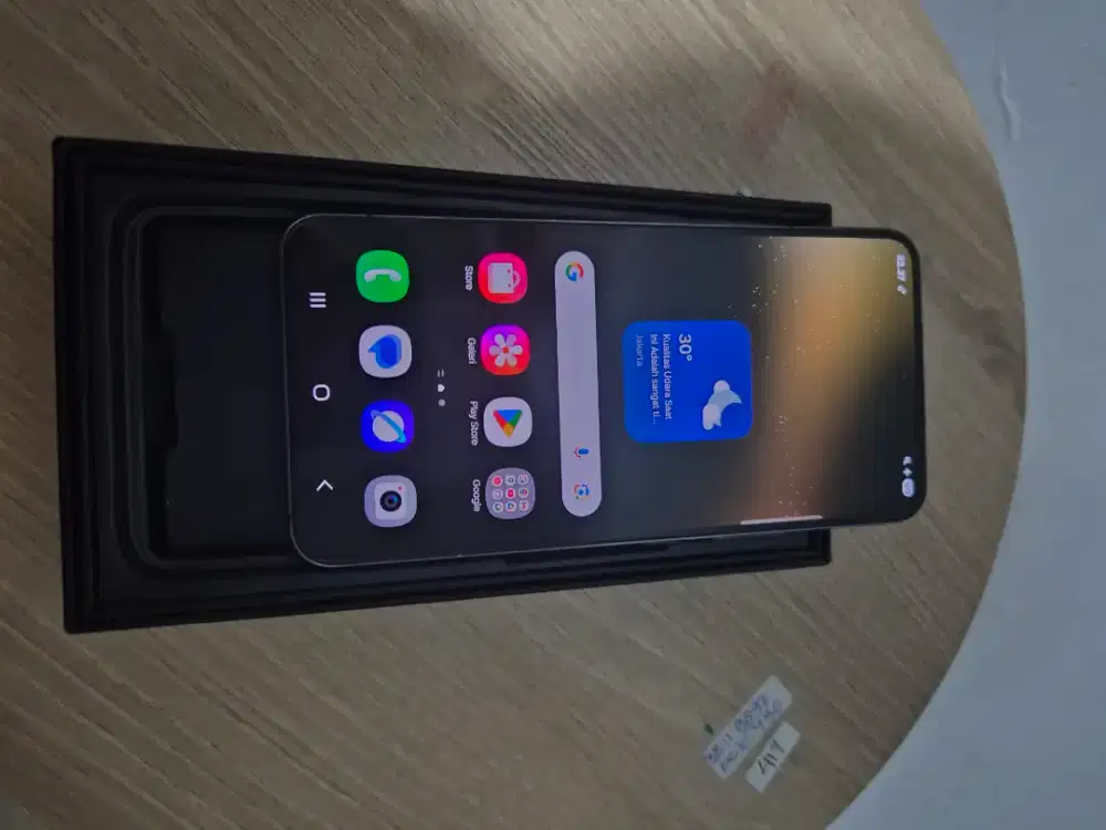 Samsung s22 8/128gb SEIN