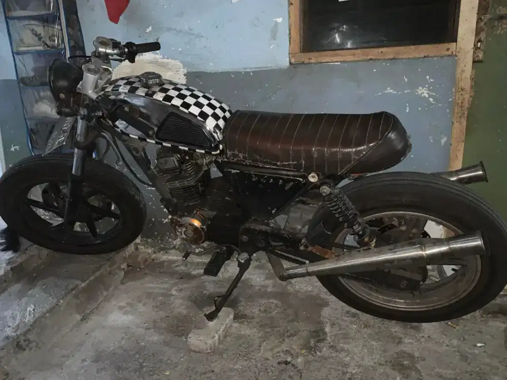 Motor Custom Cafe Racer