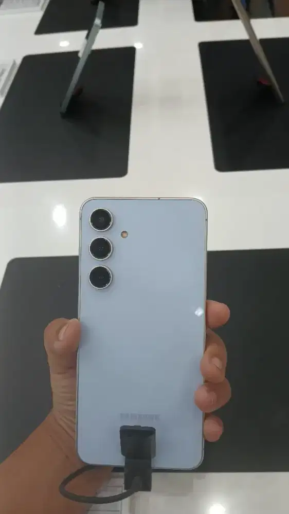 Samsung S24 FE 8/256GB