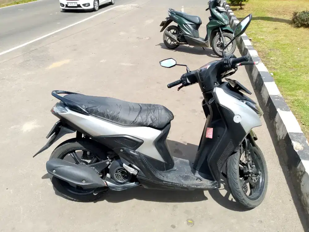Yamaha mio gear 2021 seperti baru