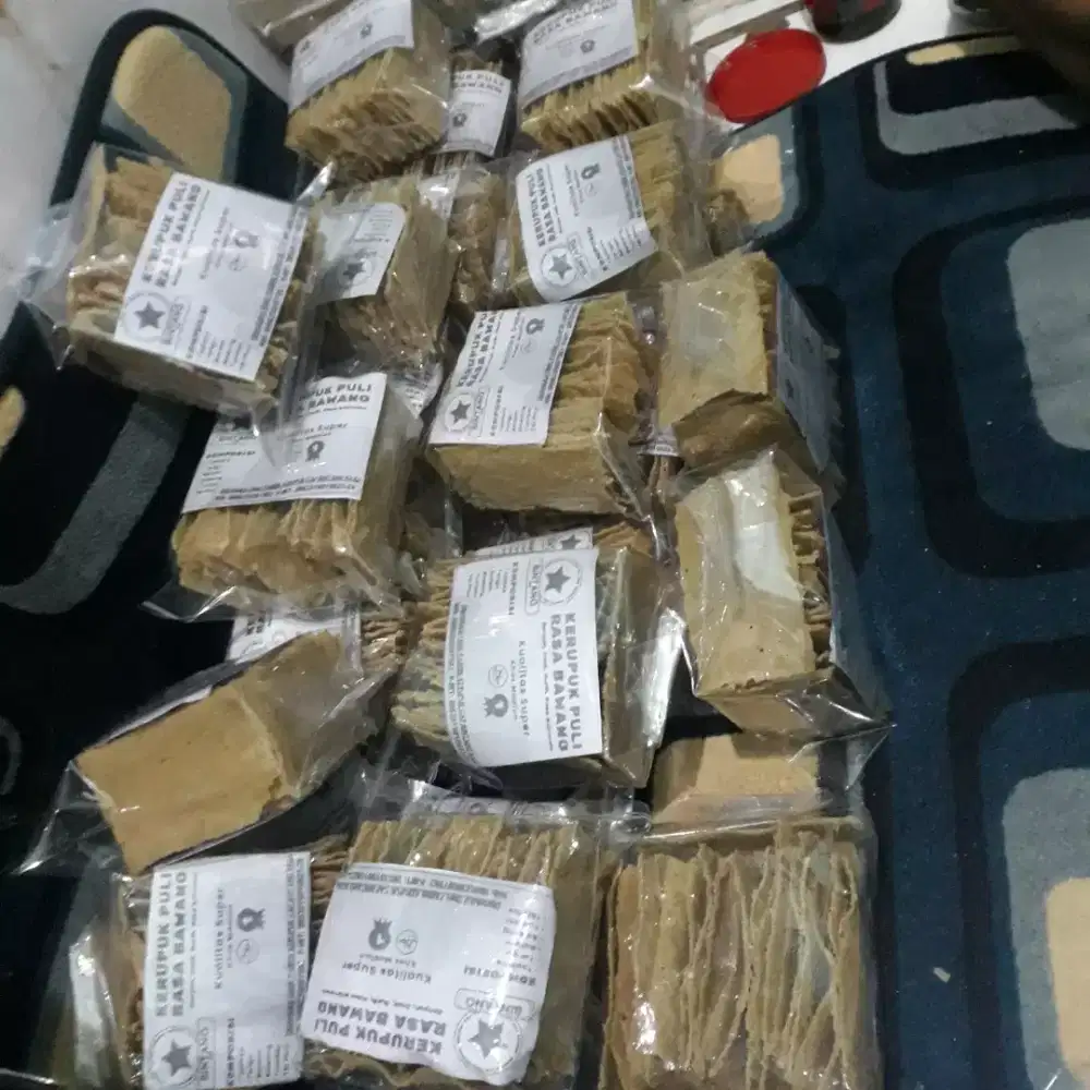 Agen kerupuk puli/gendar khas madiun