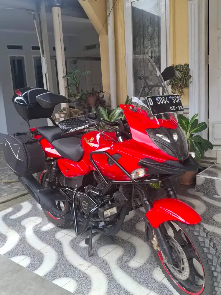 Bajaj Pulsar 220 Full modif touring
