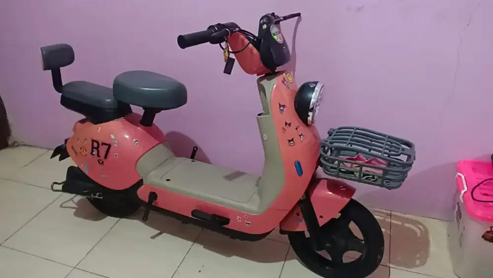 Sepeda Listrik Uwinfly R7S