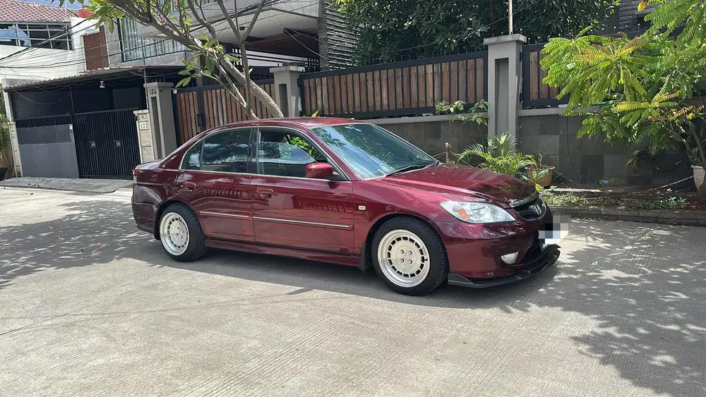 Honda Civic 2004 Bensin