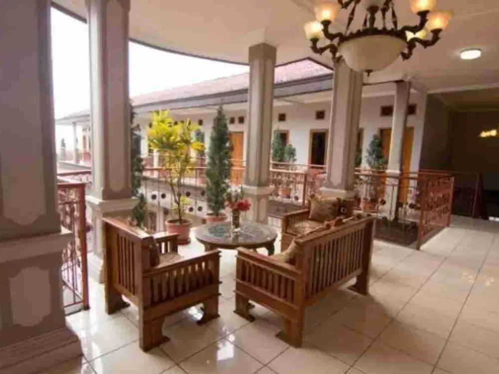 Dijual Hotel Masih Aktif Dengan Tingkat Occupancy Tinggi, Bersih dan Terawat Di Cisarua Bogor