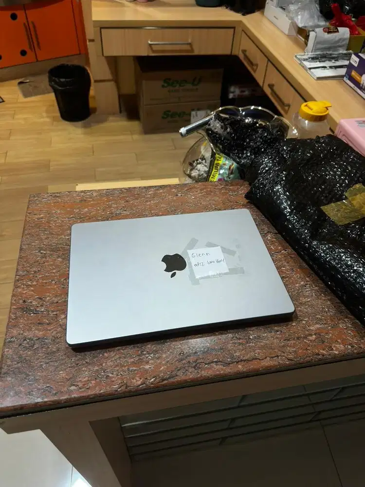 Macbook Pro M1 Pro 14 14 Inch A2442 Ibox 16/512 - Mati Rusak Matot